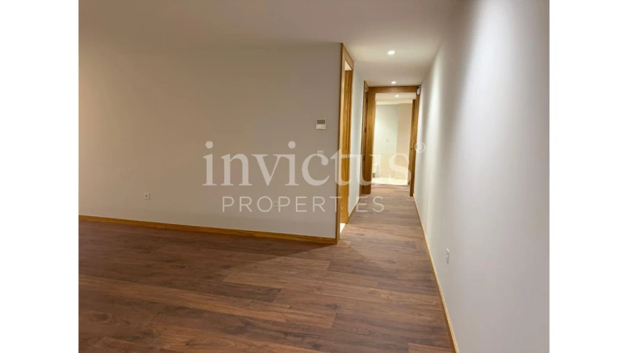 Apartamento T2 para Arrendamento em Cedofeita, Santo Ildefonso, Sé, Miragaia, São Nicolau e Vitória Foto 12