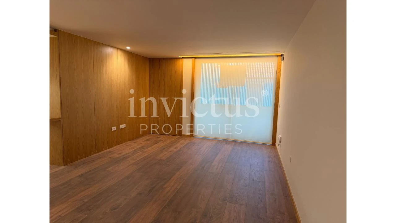 Apartamento T2 para Arrendamento em Cedofeita, Santo Ildefonso, Sé, Miragaia, São Nicolau e Vitória Foto 11