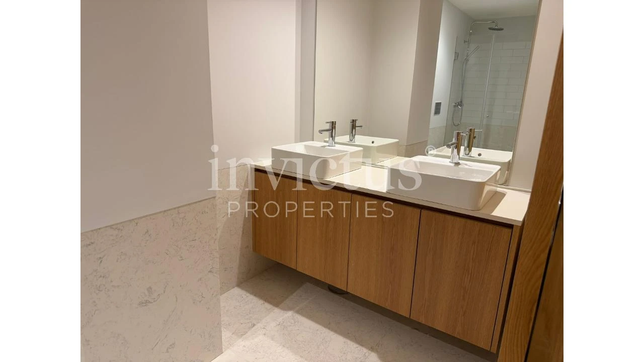 Apartamento T2 para Arrendamento em Cedofeita, Santo Ildefonso, Sé, Miragaia, São Nicolau e Vitória Foto 19