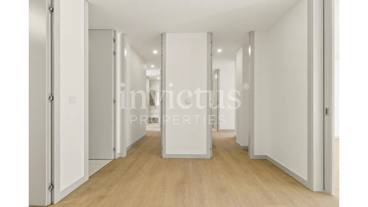 Apartamento T4 para Venda em Bonfim Foto 6