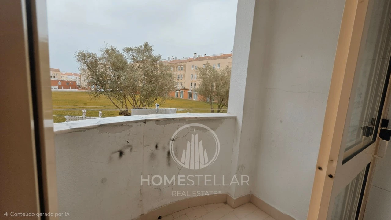 Apartamento T2 para Venda em Pinhal Novo Foto 7