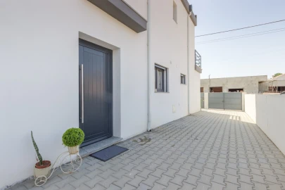 Moradia T3 para Venda em Fernao Ferro