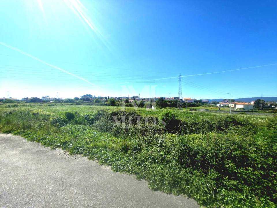 Terreno para Venda em Mazarefes e Vila Fria Foto 5