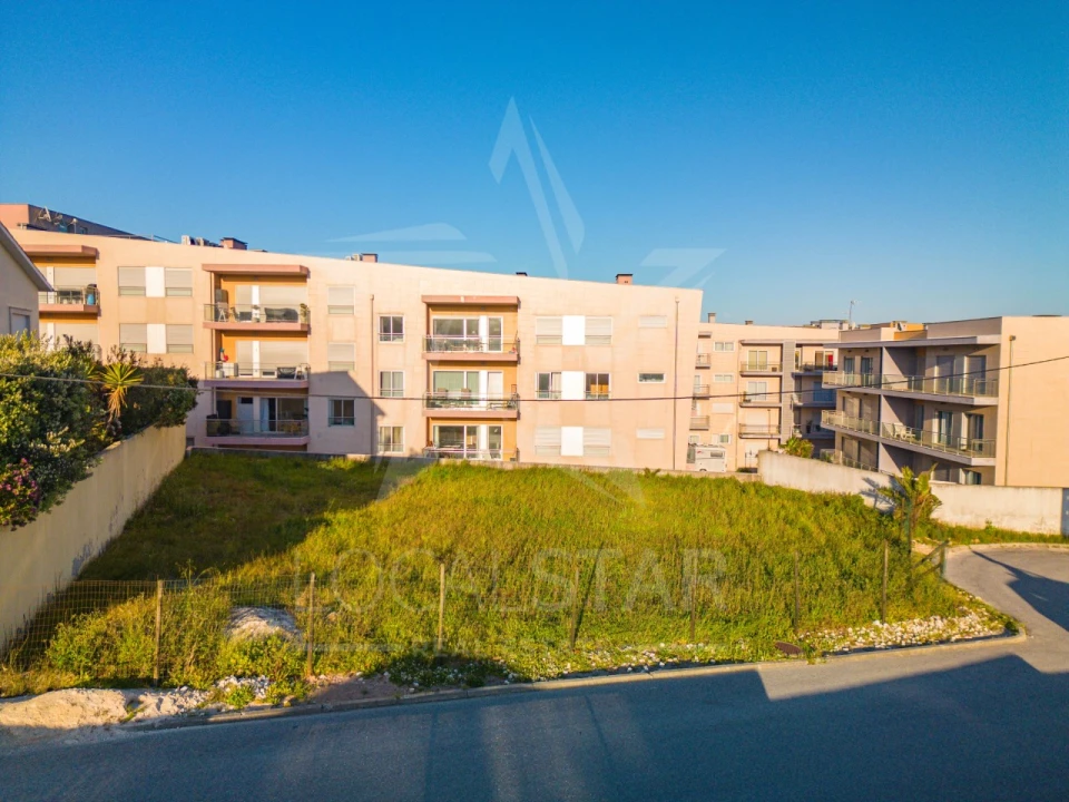 Terreno para Venda em São Martinho do Porto Foto 3