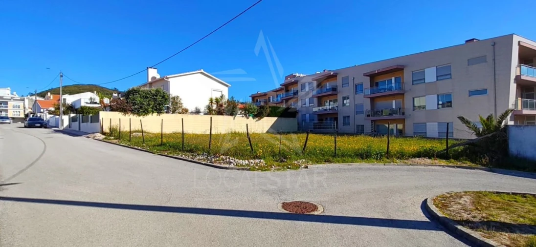 Terreno para Venda em São Martinho do Porto Foto 10