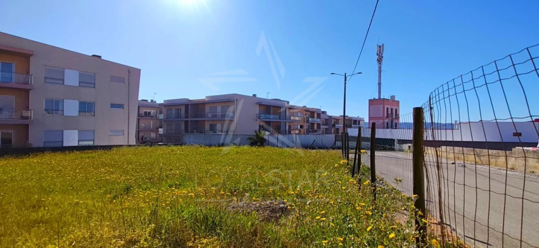 Terreno para Venda em São Martinho do Porto Foto 5