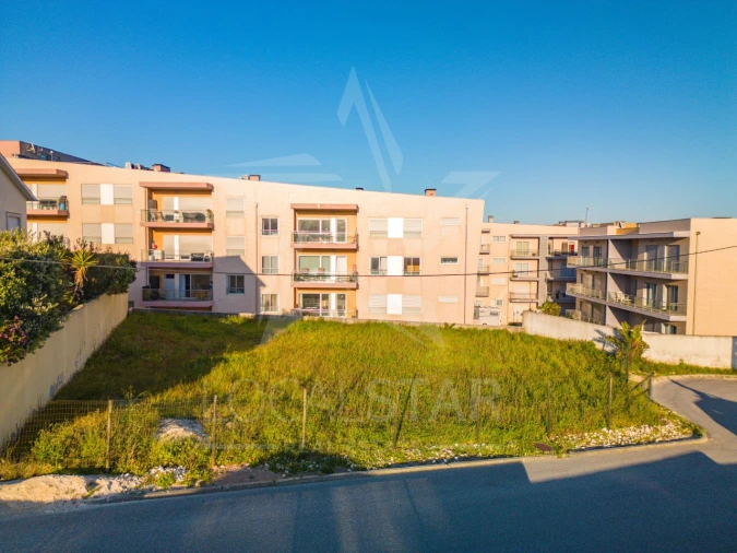 Terreno para Venda em São Martinho do Porto Foto 3