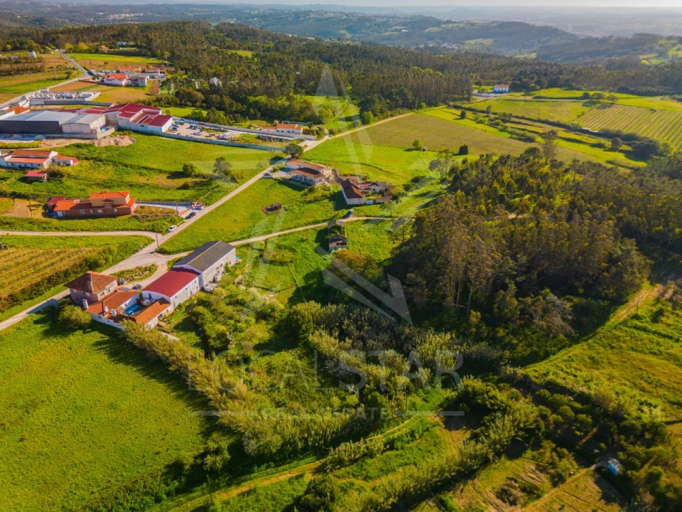 Moradia T4 para Venda em Alfeizerão Foto 4