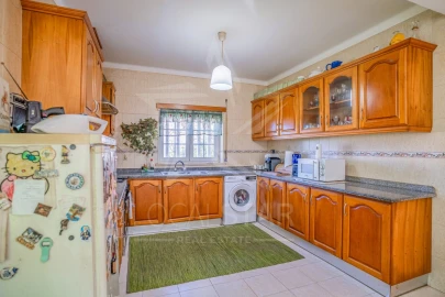 Moradia T4 para Venda em Alfeizerão