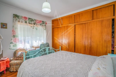 Moradia T4 para Venda em Alfeizerão