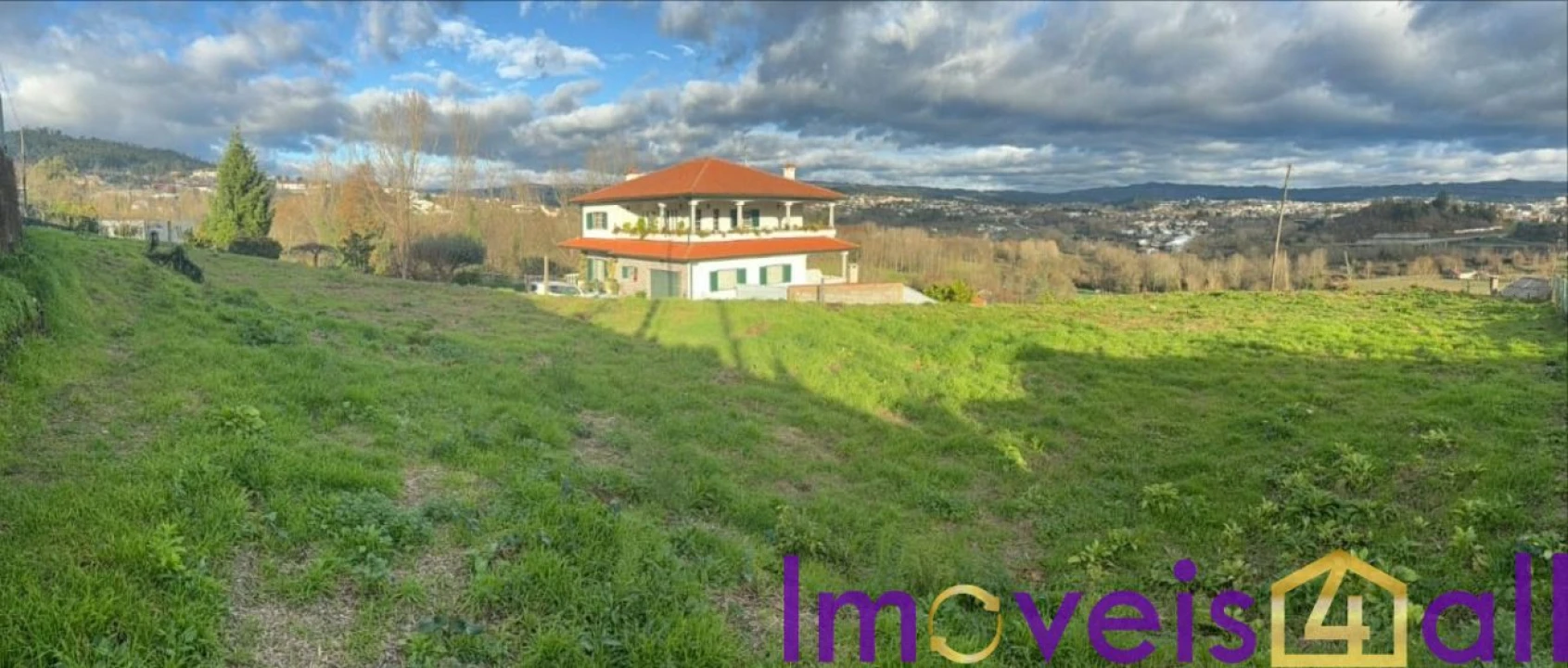 Terreno para Venda em Golães Foto 1