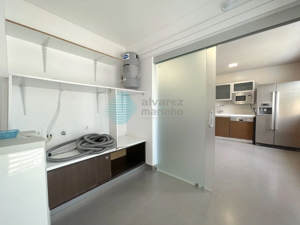 Apartamento T3 para Venda em Santa Maria, São Pedro e Matacães Foto 9