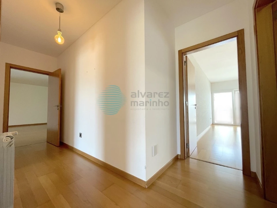 Apartamento T3 para Venda em Santa Maria, São Pedro e Matacães Foto 21