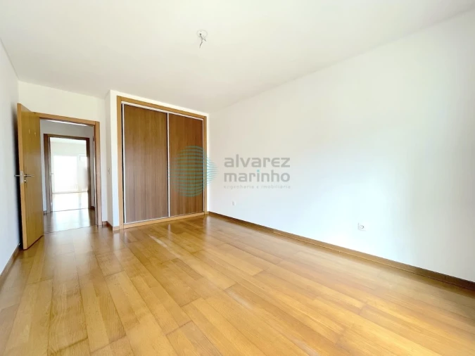 Apartamento T3 para Venda em Santa Maria, São Pedro e Matacães Foto 23