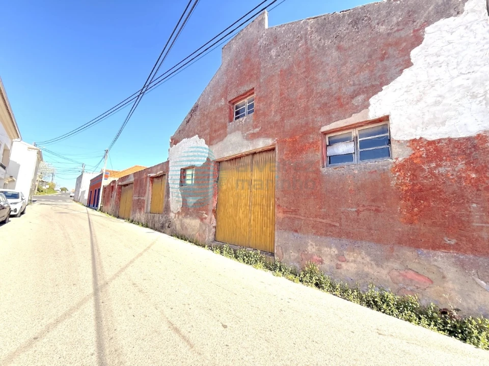 Armazém para Venda em Tornada e Salir do Porto Foto 30