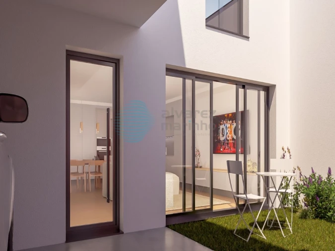 Armazém para Venda em Tornada e Salir do Porto Foto 11