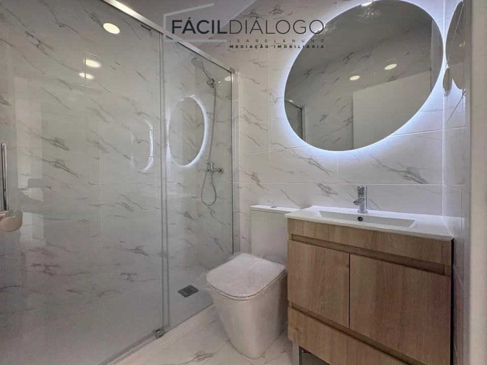 Apartamento T2 para Venda em Sesimbra (Castelo) Foto 8