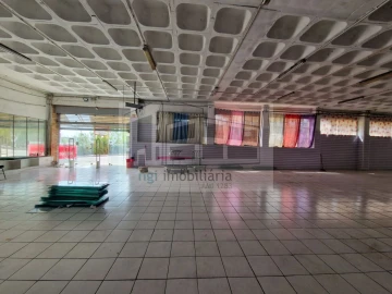 Loja para Arrendamento em Santa Iria de Azoia, São João da Talha e Bobadela