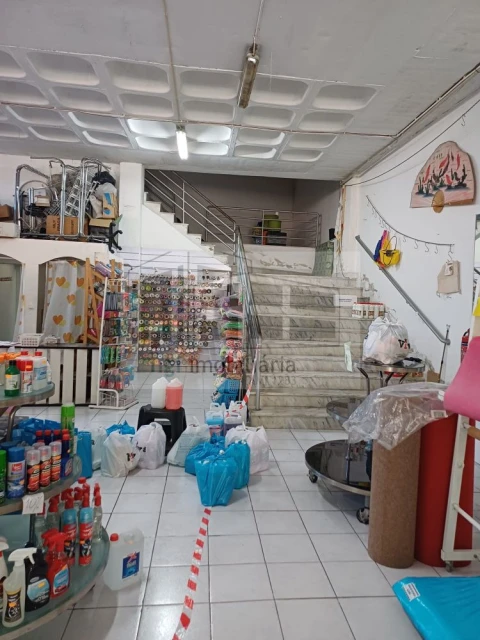 Loja para Arrendamento em Santa Iria de Azoia, São João da Talha e Bobadela