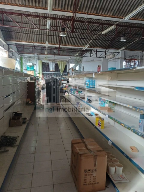 Loja para Arrendamento em Santa Iria de Azoia, São João da Talha e Bobadela