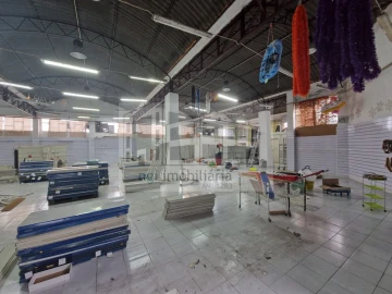 Loja para Arrendamento em Santa Iria de Azoia, São João da Talha e Bobadela