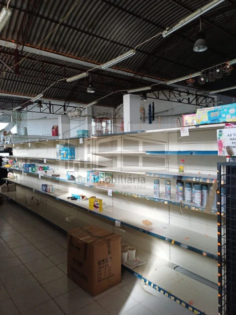 Loja para Arrendamento em Santa Iria de Azoia, São João da Talha e Bobadela