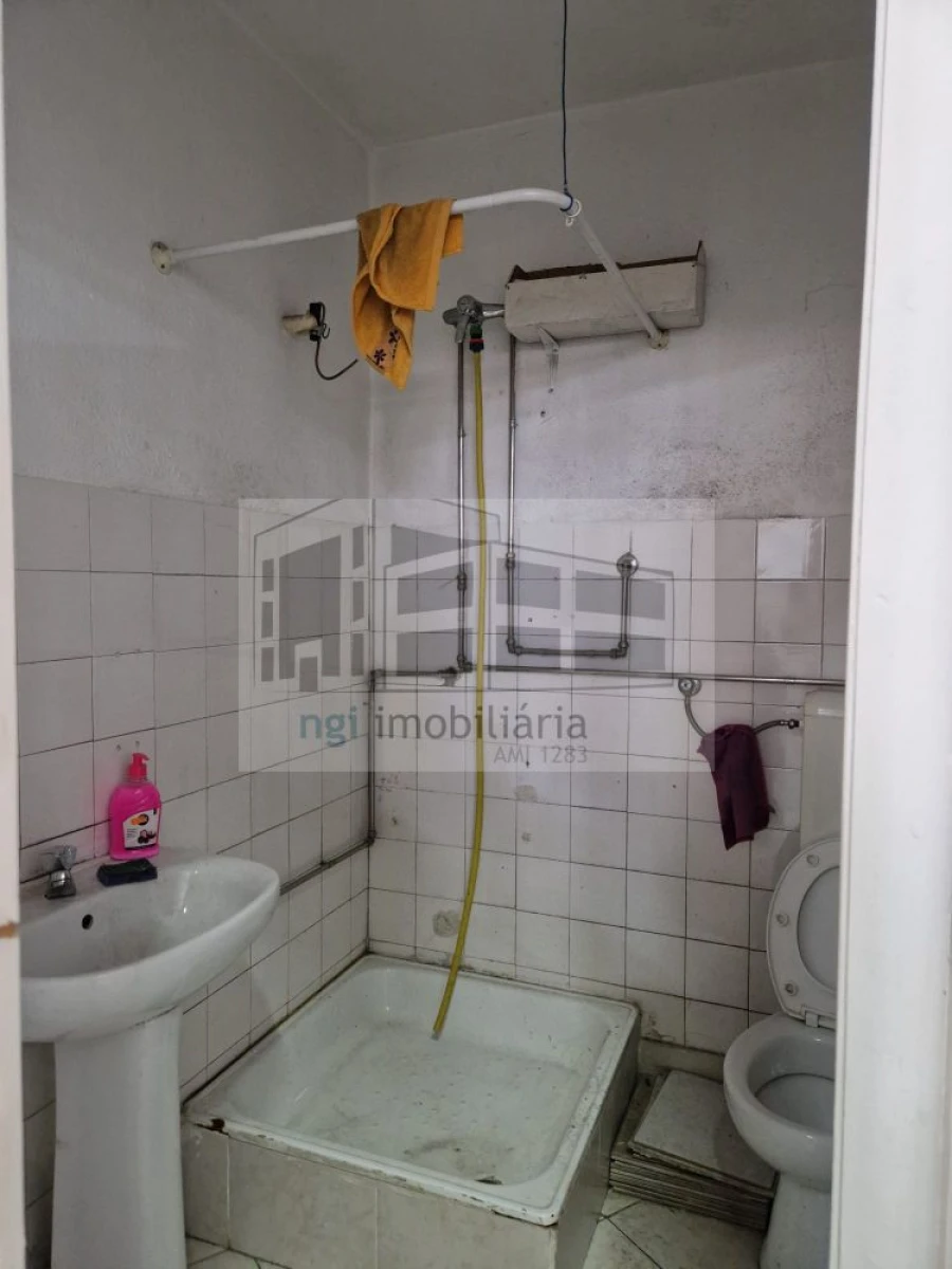 Loja para Arrendamento em Santa Iria de Azoia, São João da Talha e Bobadela Foto 8