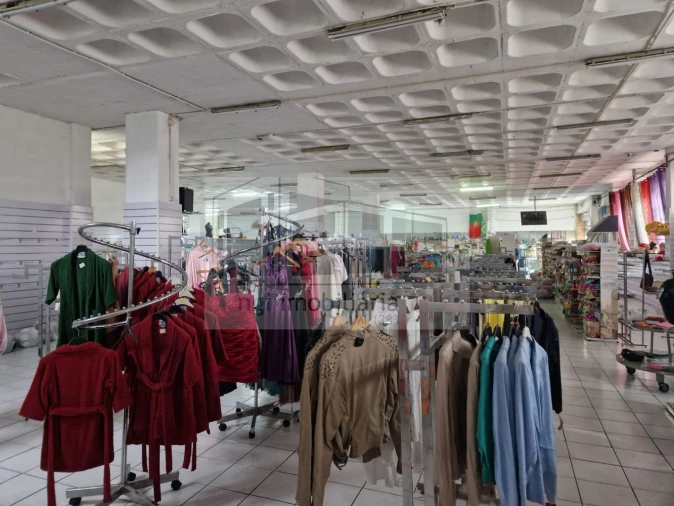 Loja para Arrendamento em Santa Iria de Azoia, São João da Talha e Bobadela Foto 9