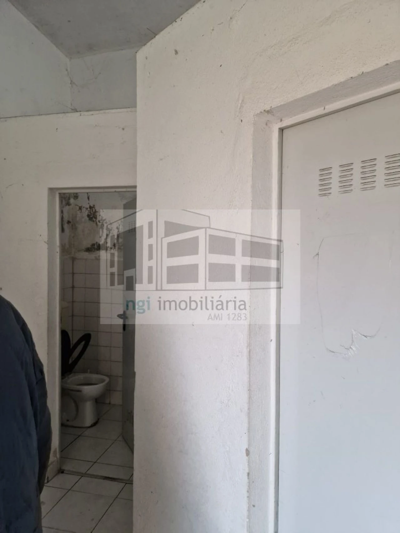 Loja para Arrendamento em Santa Iria de Azoia, São João da Talha e Bobadela Foto 7