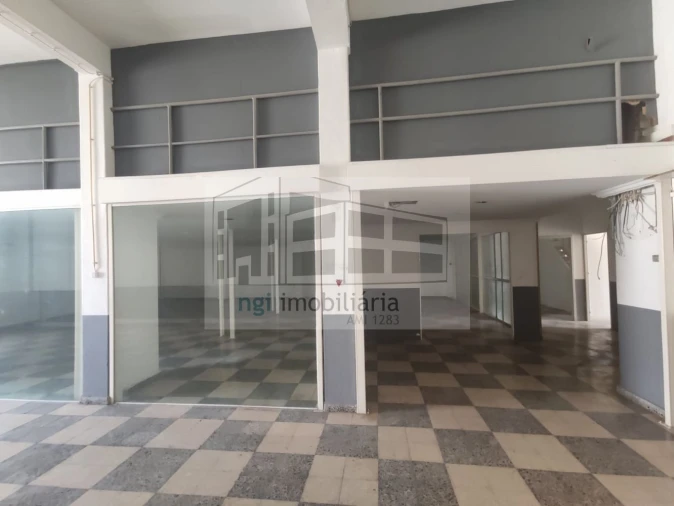 Loja para Venda em Póvoa de Santo Adrião e Olival Basto Foto 2