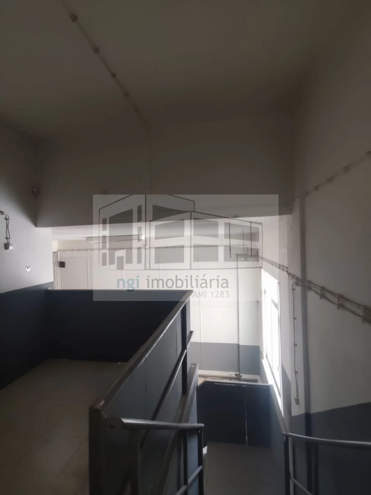 Loja para Venda em Póvoa de Santo Adrião e Olival Basto Foto 10