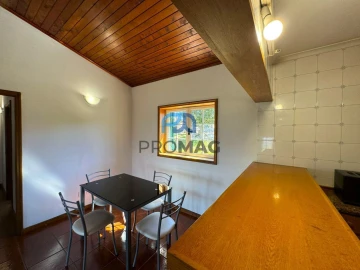 Moradia T2 para Venda em Bustelo, Carneiro e Carvalho de Rei