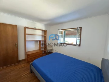 Moradia T2 para Venda em Bustelo, Carneiro e Carvalho de Rei