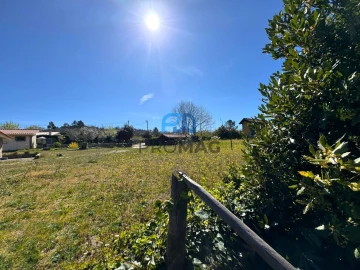 Moradia T2 para Venda em Bustelo, Carneiro e Carvalho de Rei