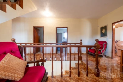 Moradia T4 para Venda em Prazeres