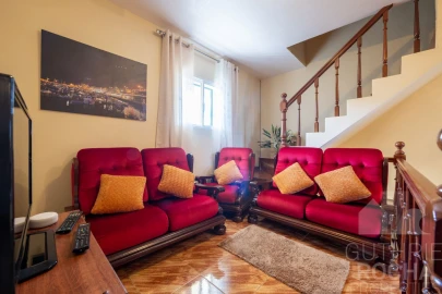 Moradia T4 para Venda em Prazeres