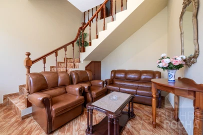 Moradia T4 para Venda em Prazeres