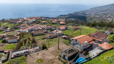 Moradia T3 para Venda em Arco da Calheta