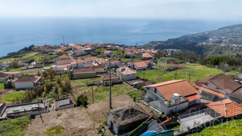 Moradia T3 para Venda em Arco da Calheta