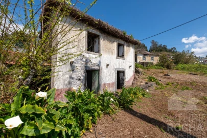 Moradia T3 para Venda em Arco da Calheta