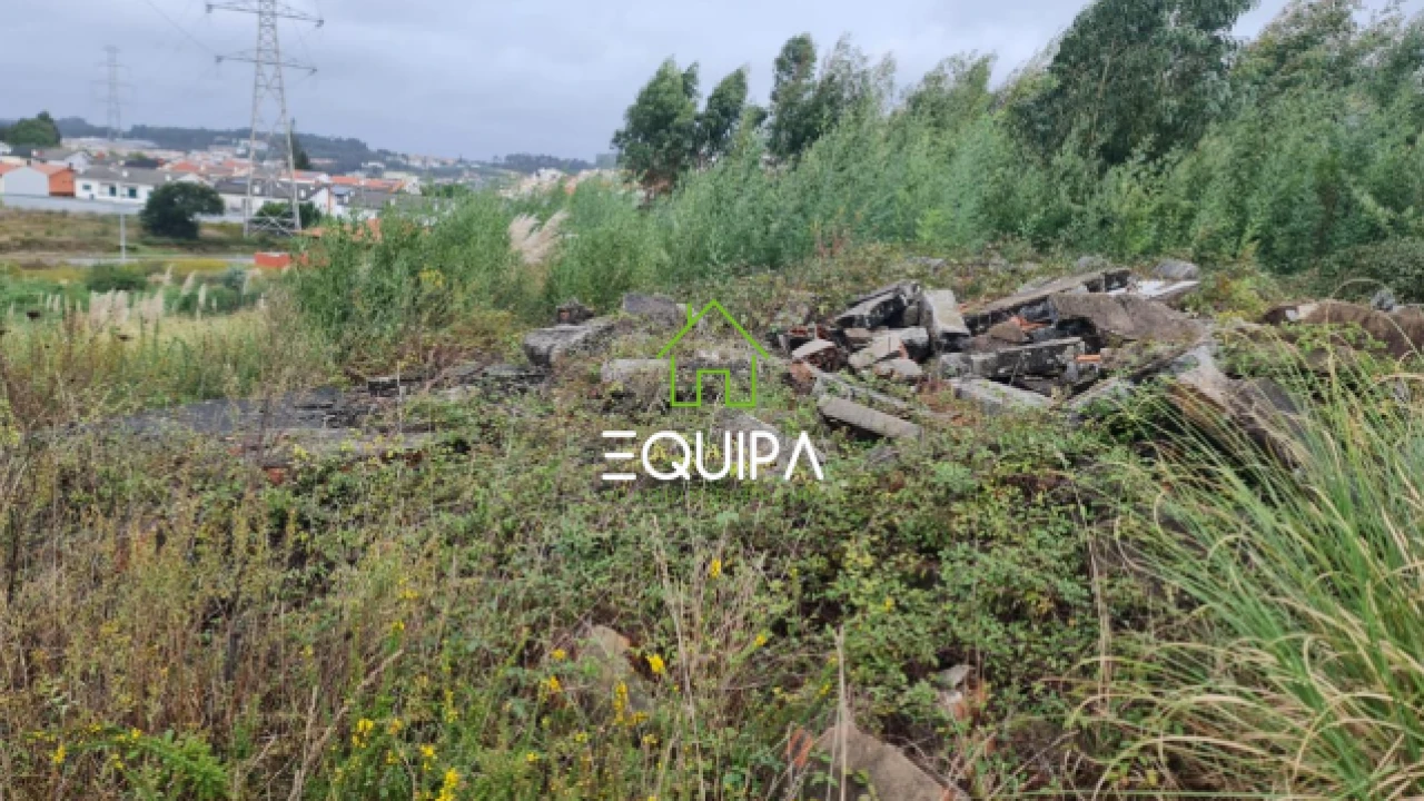 Terreno para Venda em Alfena Foto 3