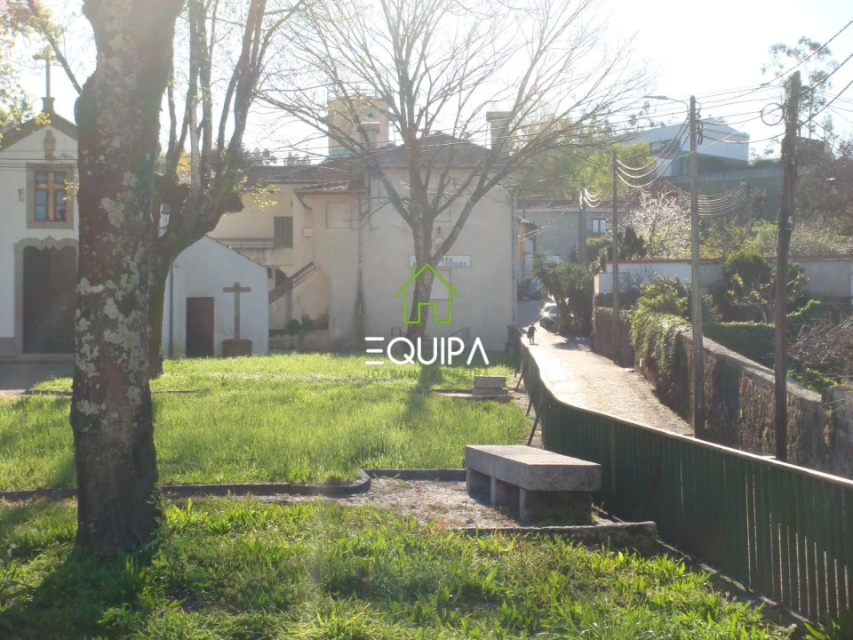 Moradia T4 para Venda em Meixomil Foto 8