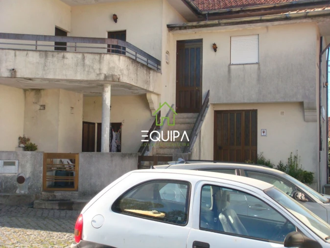 Moradia T4 para Venda em Meixomil Foto 5