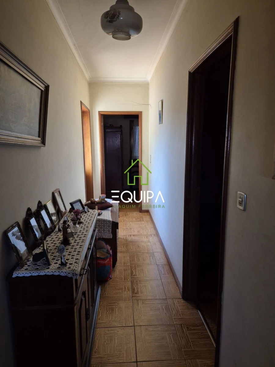 Moradia T4 para Venda em Meixomil Foto 15