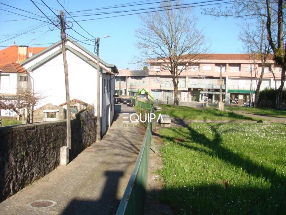 Moradia T4 para Venda em Meixomil Foto 9