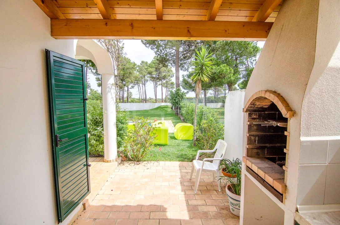 Moradia T4 para Arrendamento férias em Quarteira Foto 20