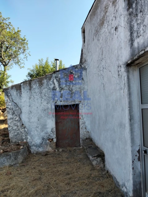 Moradia para Venda em Querença, Tôr e Benafim