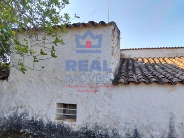 Moradia para Venda em Querença, Tôr e Benafim