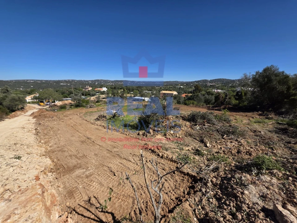 Terreno para Venda em Santa Barbara de Nexe Foto 20
