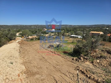 Terreno para Venda em Santa Barbara de Nexe